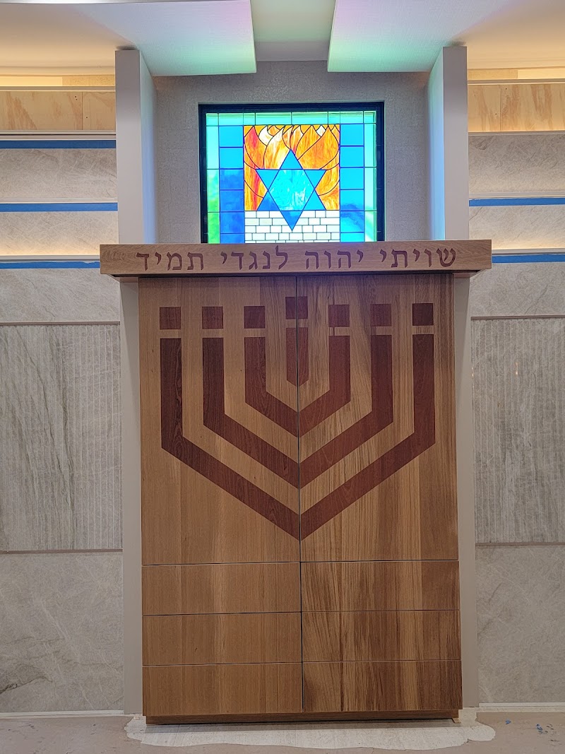 Shul by the Shore - Chabad of Belmont Shore photo 2