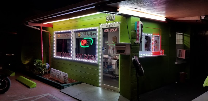 Photo of Willy-Yums Hotdogs & More
