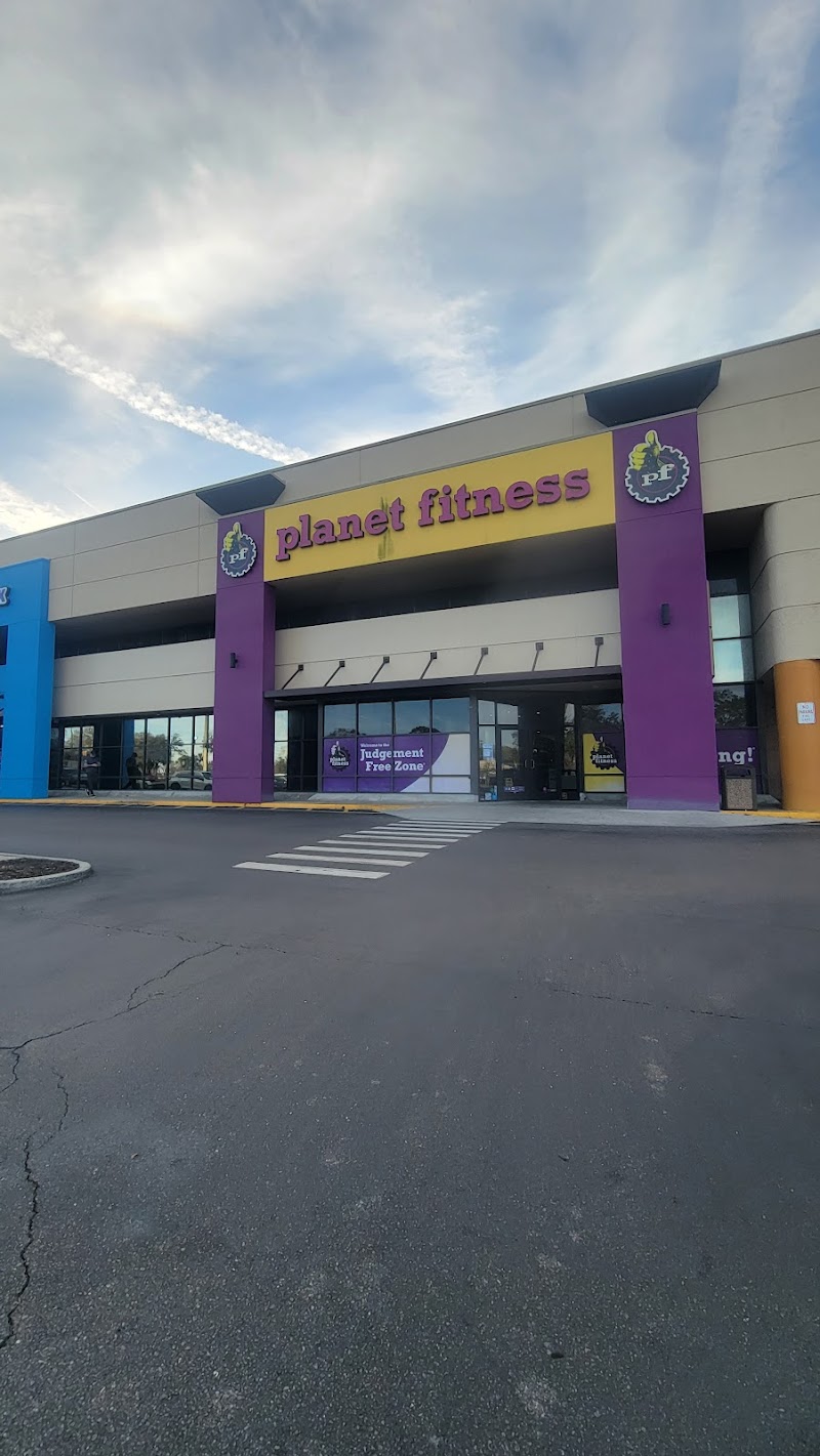 Planet Fitness photo 2