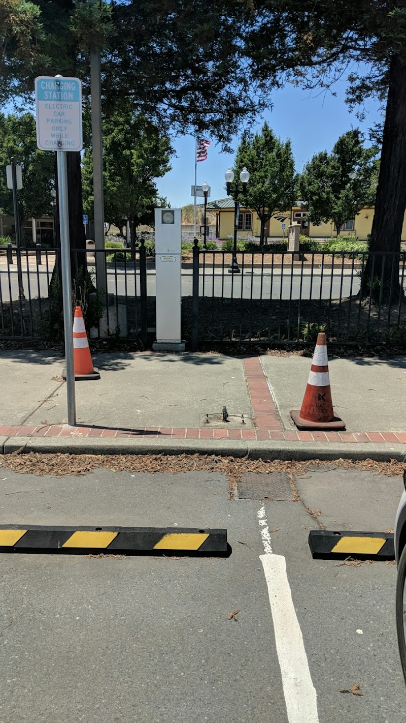 ChargePoint Charging Station photo 2