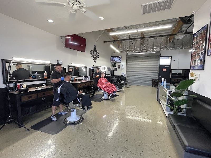 Ceanos Barbershop photo 5