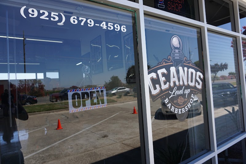 Ceanos Barbershop photo 4