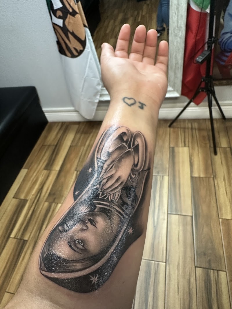 Garcia Tattoo Shop photo 5