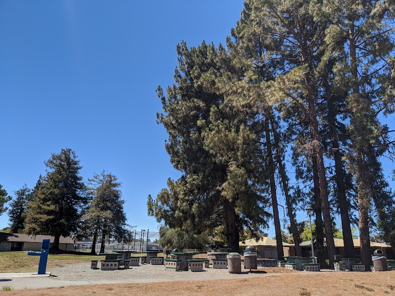 Portal Park photo 4