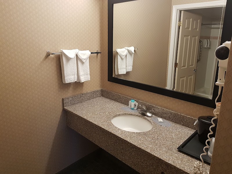 Regency Inn photo 3