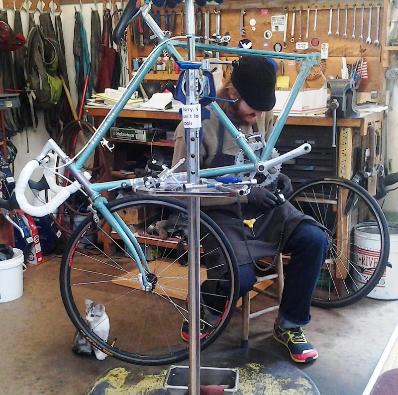 Bici-Mundo Bicycle Sales & Service photo 5