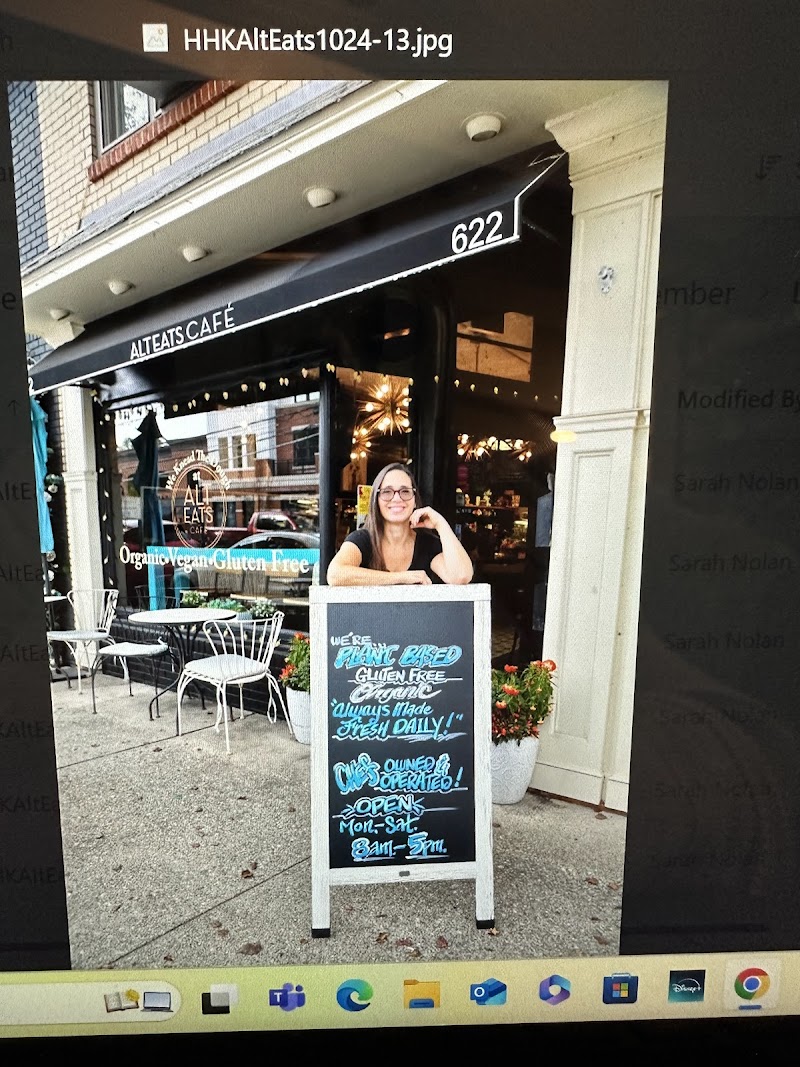 Photo of We Knead the Dough