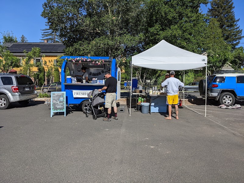 Sonoma Valley Certified Farmers Market photo 2