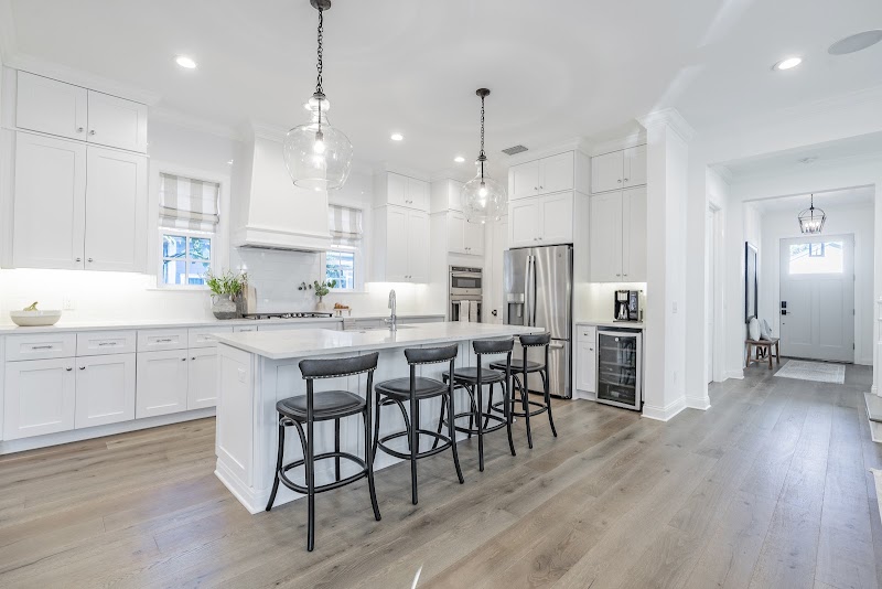 RE/MAX Realty Unlimited photo 3