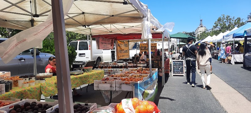Morgan Hill Farmers' Market photo 2