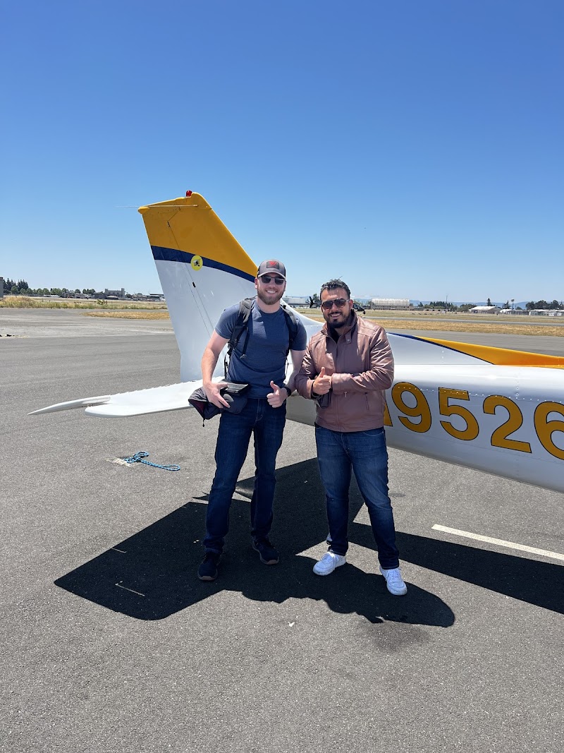 Fly with Malek photo 2