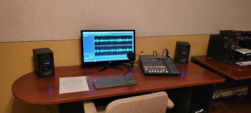 WZEU 102.9 The Mermaid 80's 90's and Today photo 2
