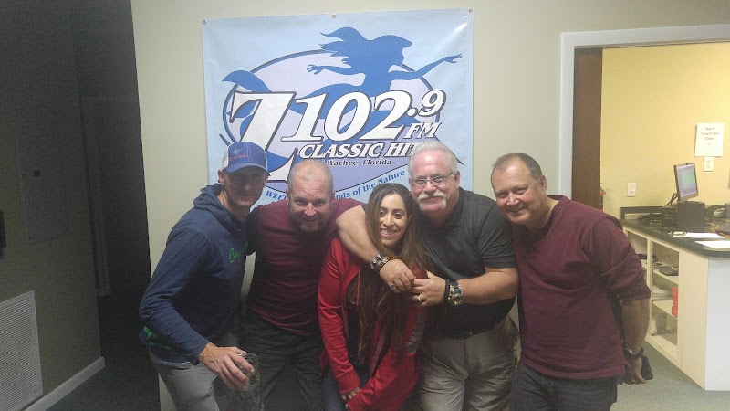 WZEU 102.9 The Mermaid 80's 90's and Today photo 5
