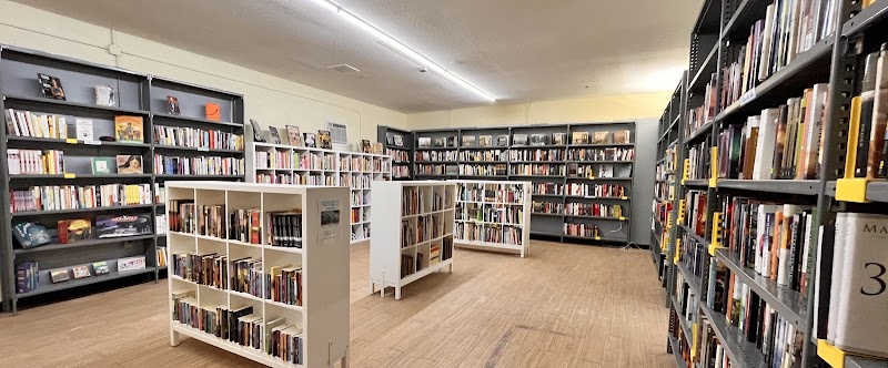The Book Shelter photo 4