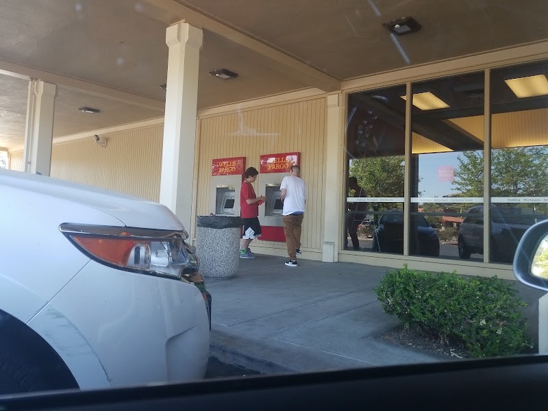Wells Fargo Bank photo 4