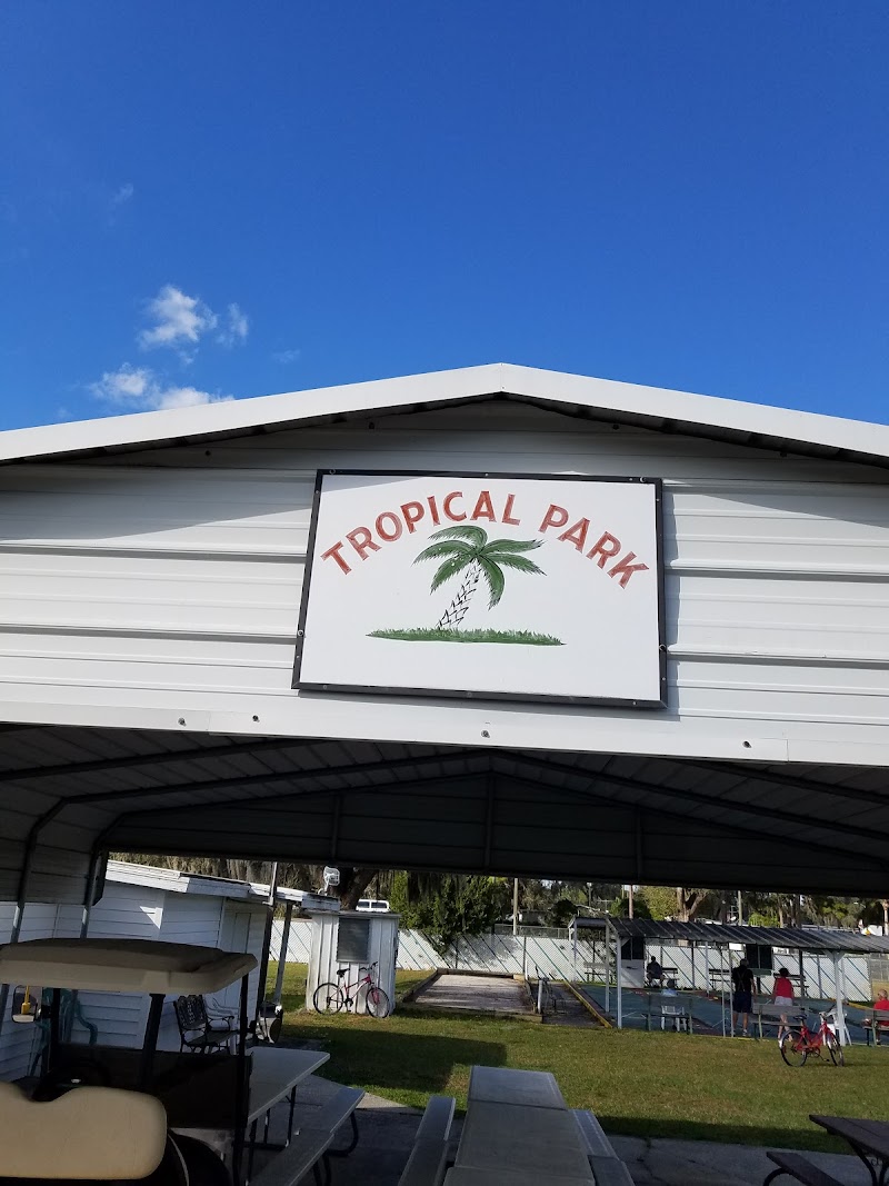 Tropical Mobile Home Park photo 3