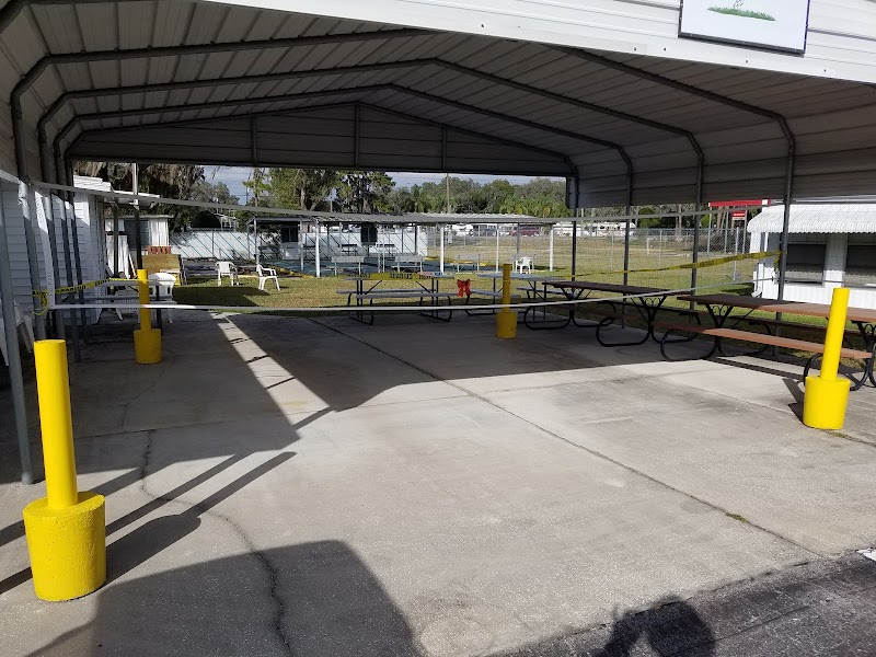 Tropical Mobile Home Park photo 4
