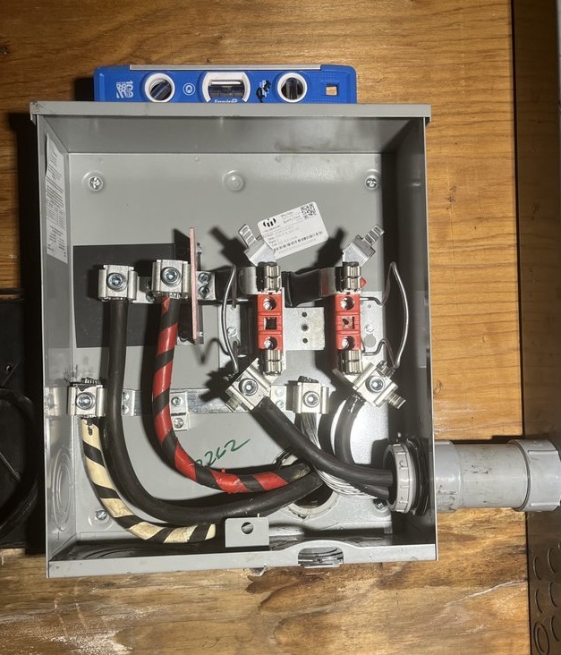 Zoom Electricians photo 4