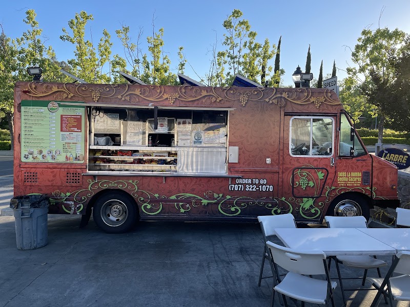 La Bamba Taco Truck photo 2