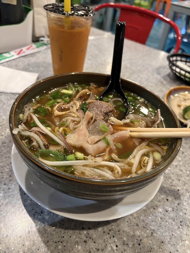 Lotus Pho Vietnamese Kitchen photo 4