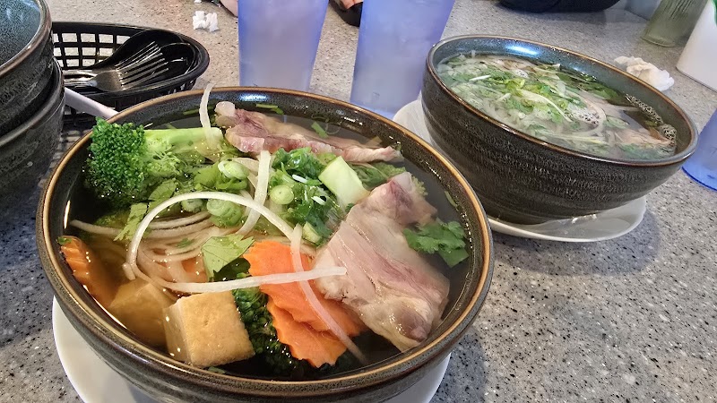 Lotus Pho Vietnamese Kitchen photo 3
