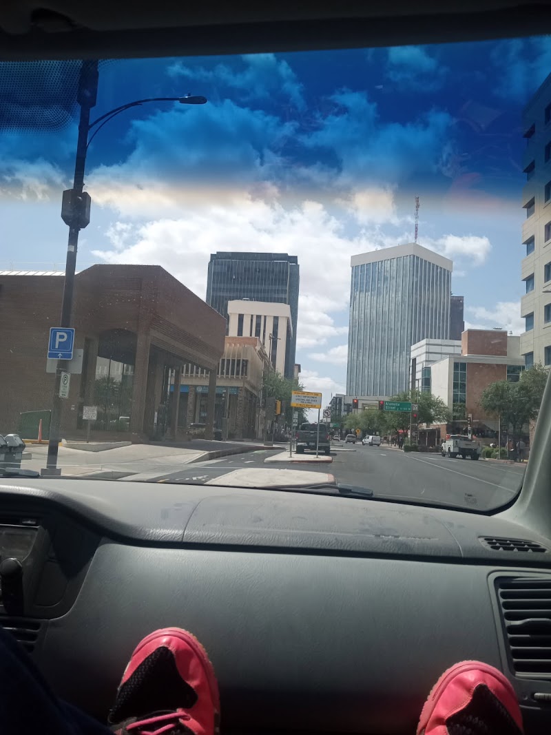 Downtown Tucson RV Spot - Book on Vanly or leave a voice mail photo 2