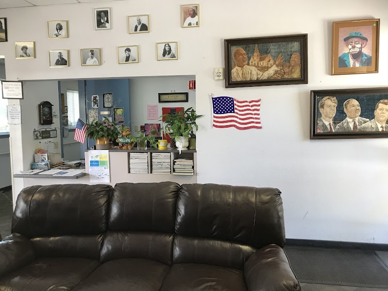 East Palo Alto Senior Center Inc. photo 5