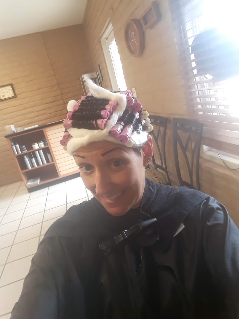 New Image Hair & Nail Salon photo 3