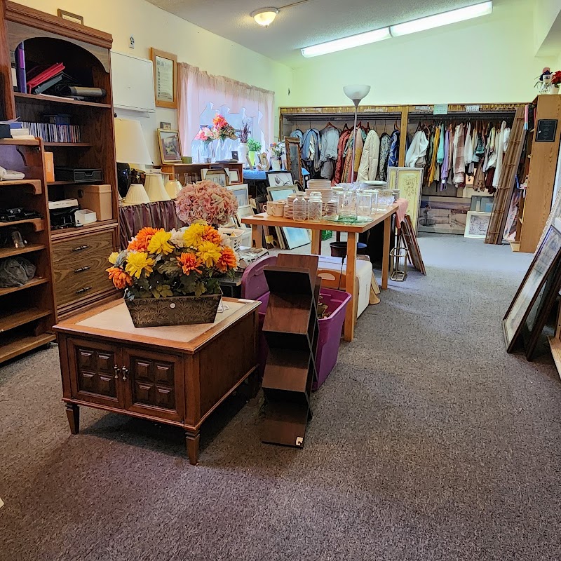 St Andrews Thrift Shop photo 4
