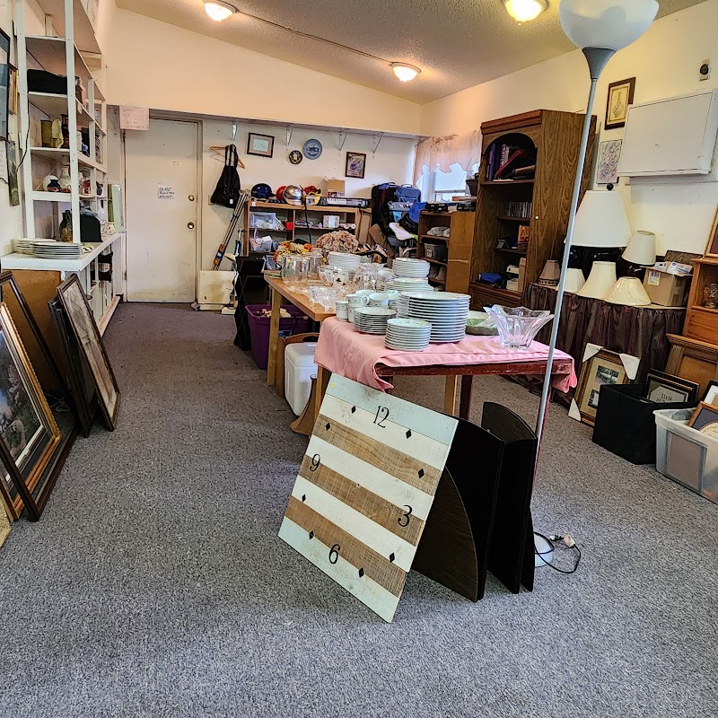 St Andrews Thrift Shop photo 2