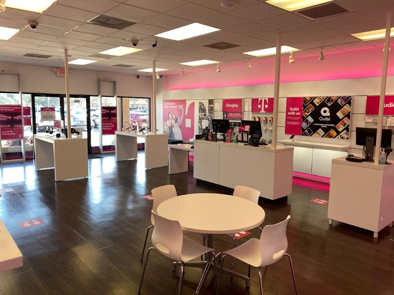 T-Mobile Authorized Retailer photo 4
