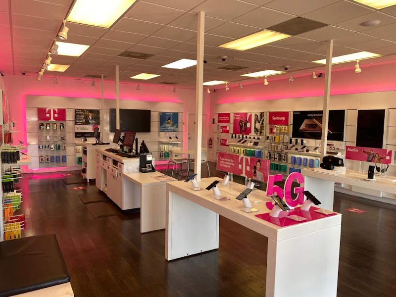 T-Mobile Authorized Retailer photo 2