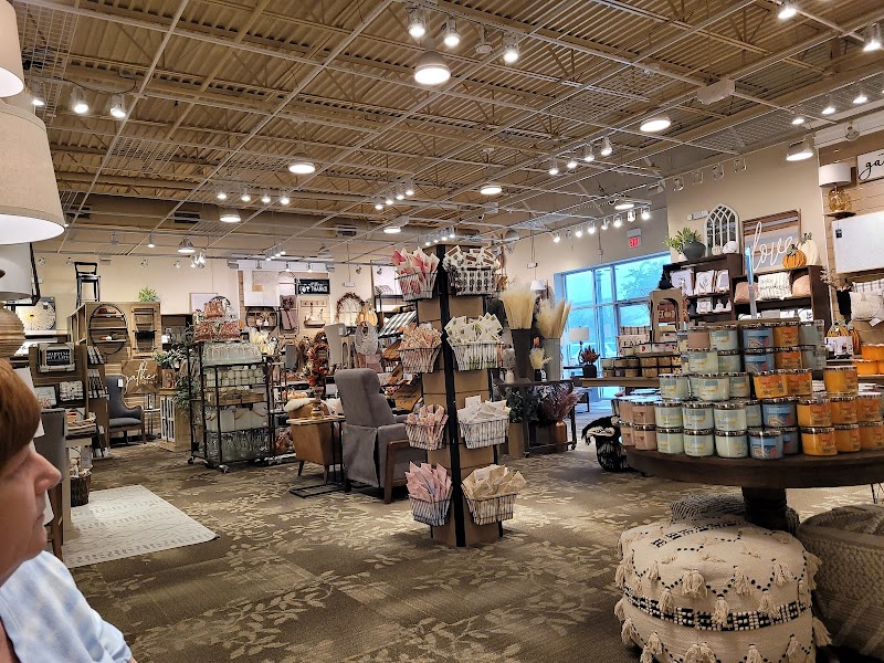 HomeGoods photo 5