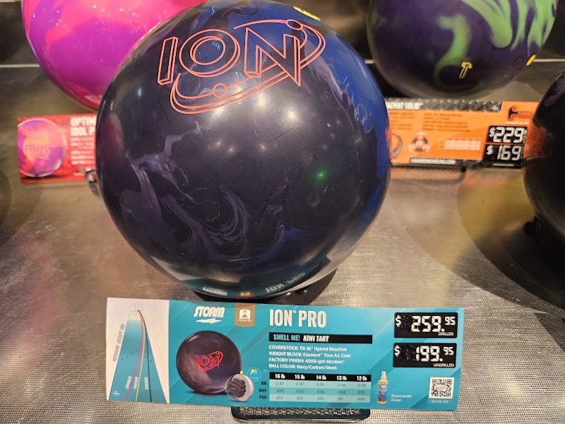 BowlersMart Las Vegas Pro Shop at Red Rock Lanes photo 5