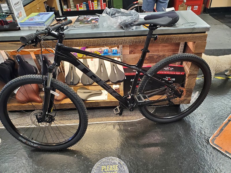 St Helena Cyclery photo 3