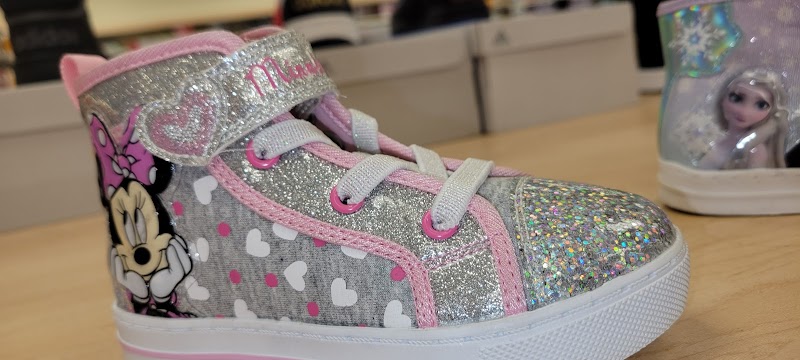 Famous Footwear photo 4
