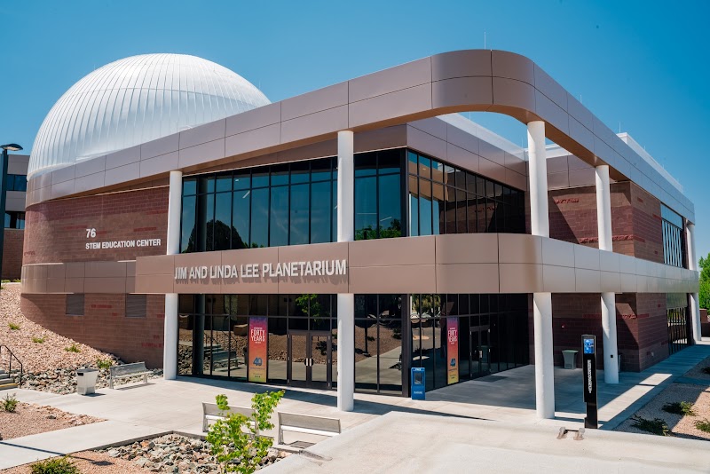 Jim and Linda Lee Planetarium photo 2