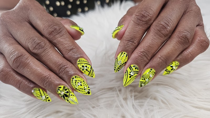 La Manucure Organic Nails and Spa photo 5