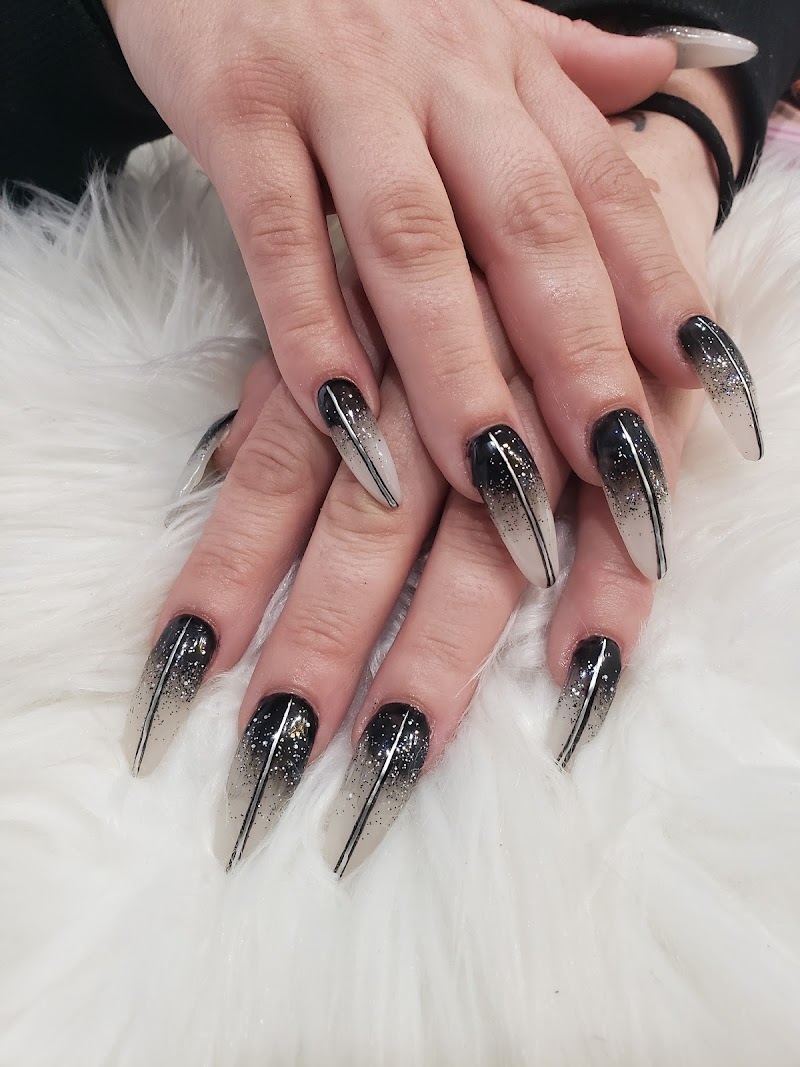 La Manucure Organic Nails and Spa photo 3