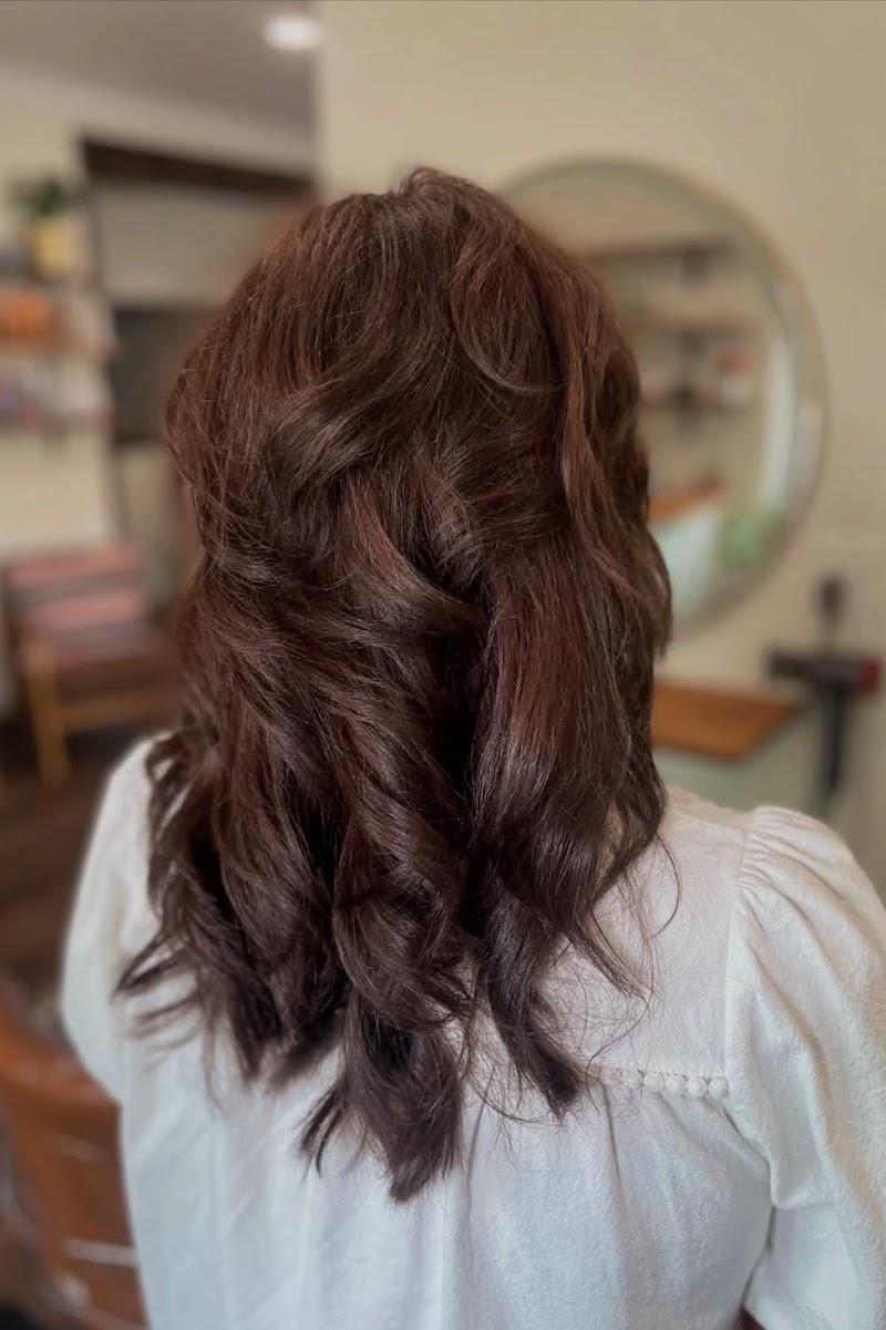 Tamed Mane Parlor photo 4