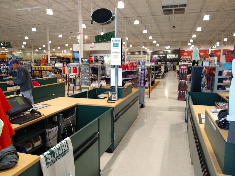 DICK'S Sporting Goods photo 3