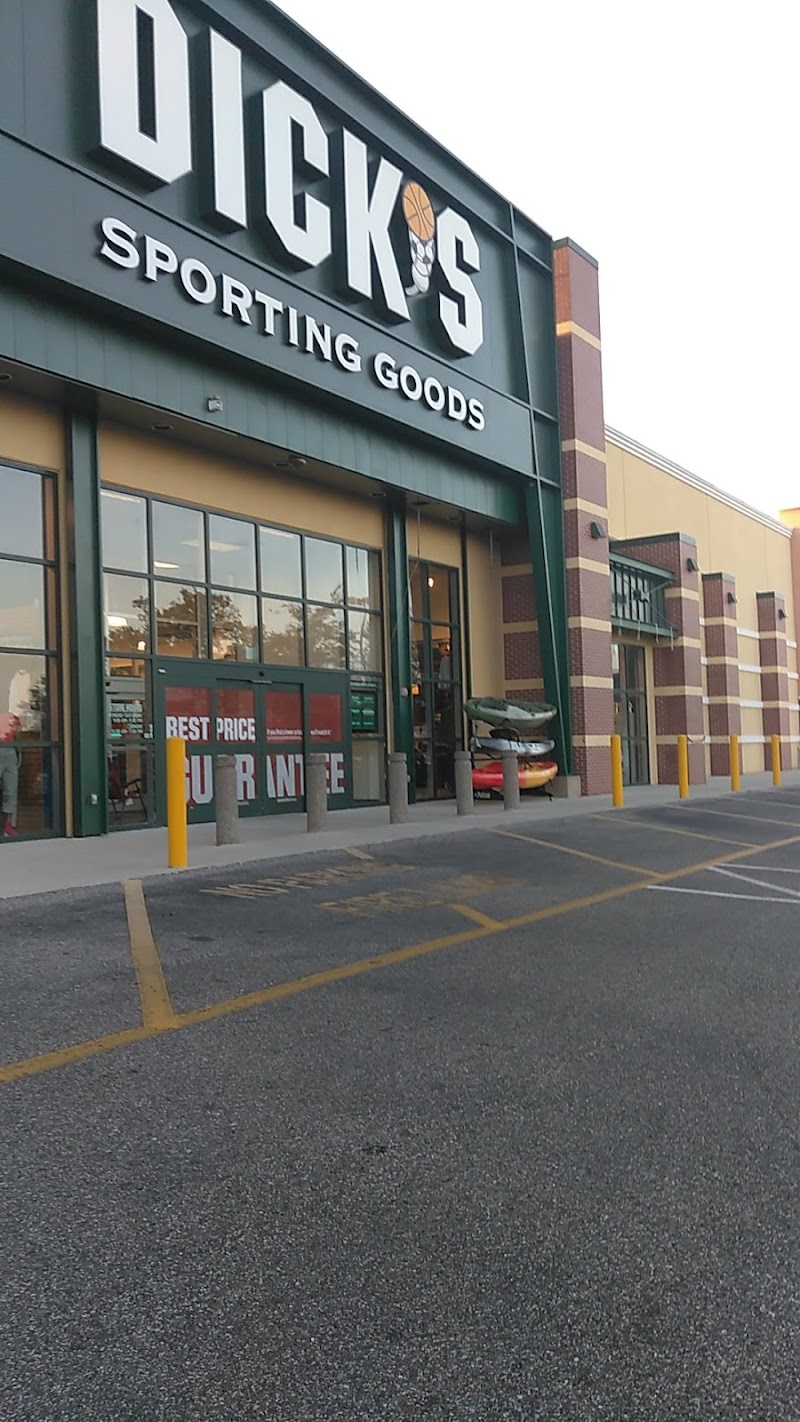 Photo of DICK'S Sporting Goods