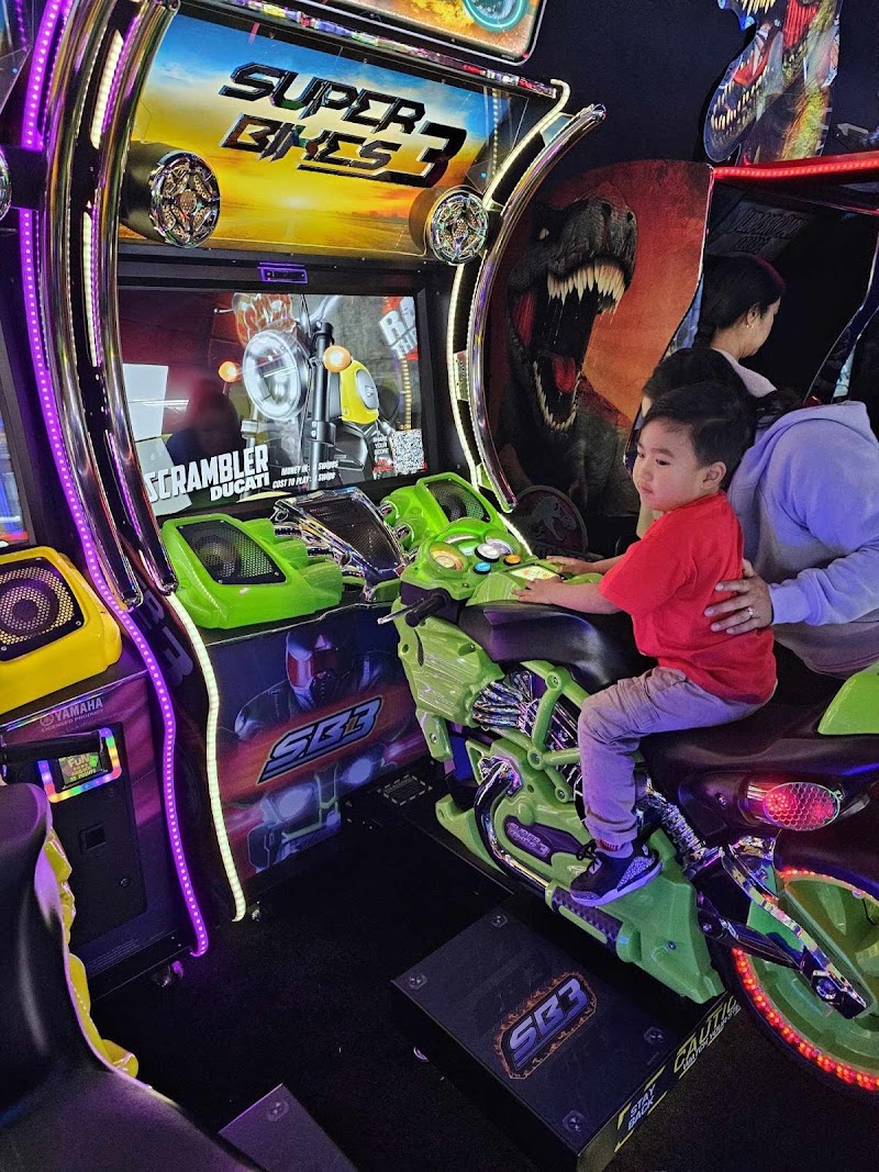Fun Zone Arcade - Vacaville photo 5