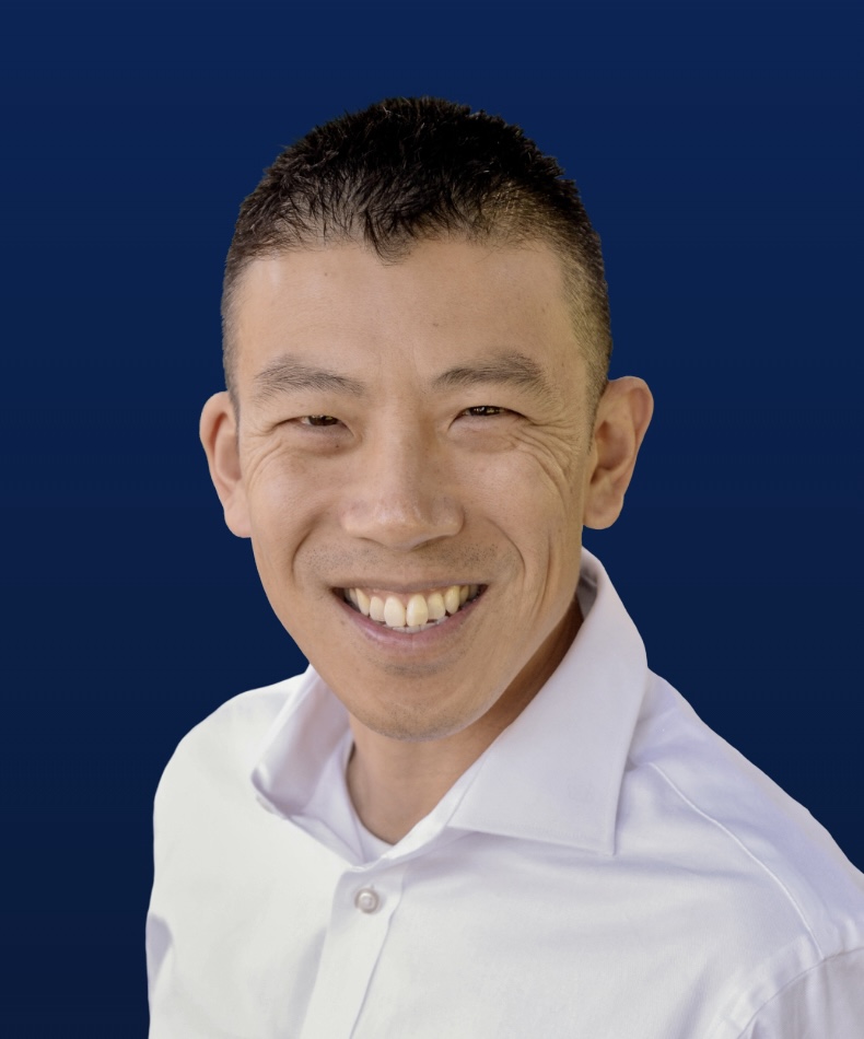 Photo of Dr. William Lue
