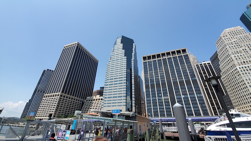 Pier 11 / Wall St. photo 2