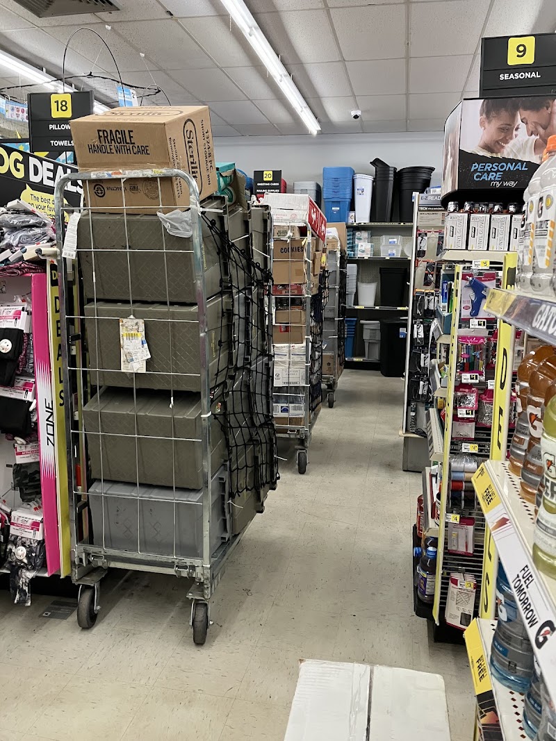 Dollar General photo 4