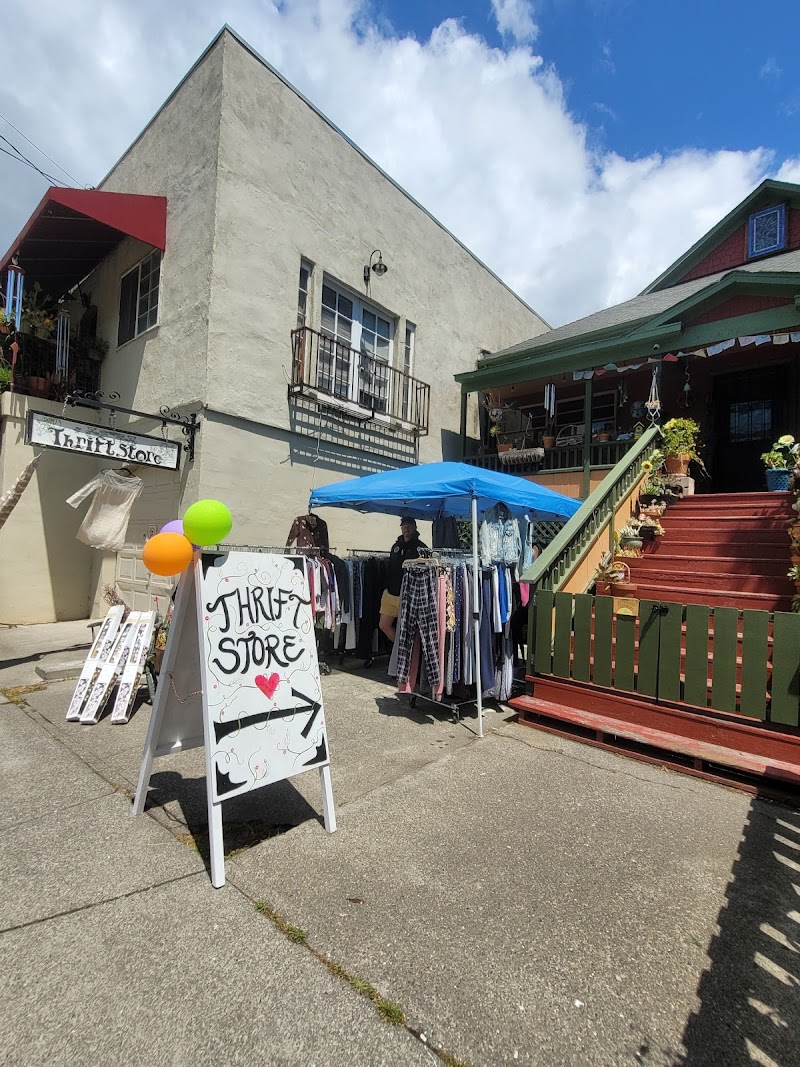 Mill Street Thrift photo 3