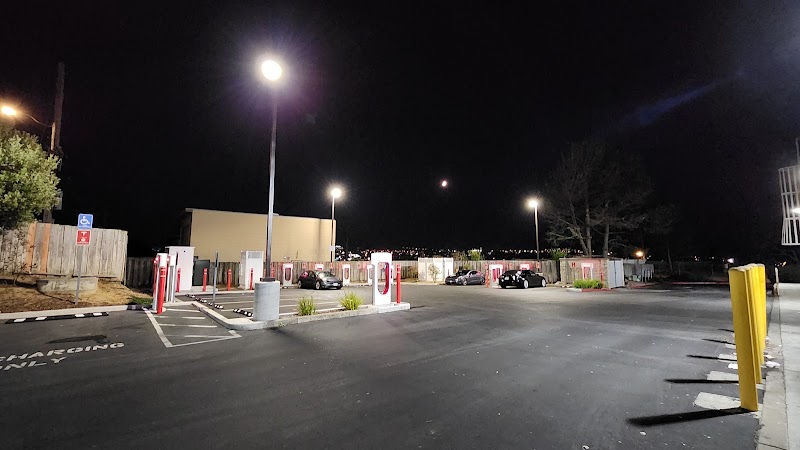 Tesla Supercharger photo 4