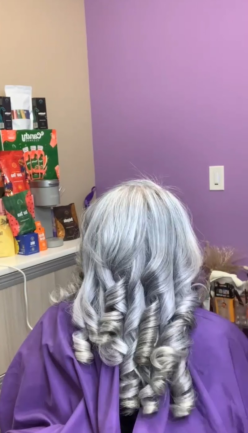 Renewed Hair Therapy Salon photo 3