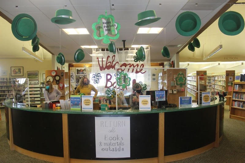St. Helena Library Friends & Foundation photo 2